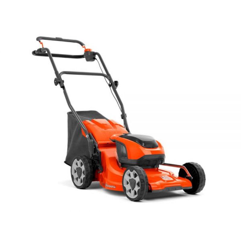 HUSQVARNA LC 137i lawnmower with battery and charger
