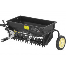 Towed aerator - scarifier and 45 l spreader